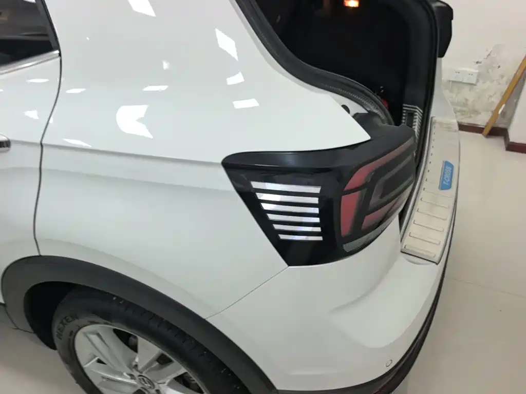 Volkswagen T-Cross 2021