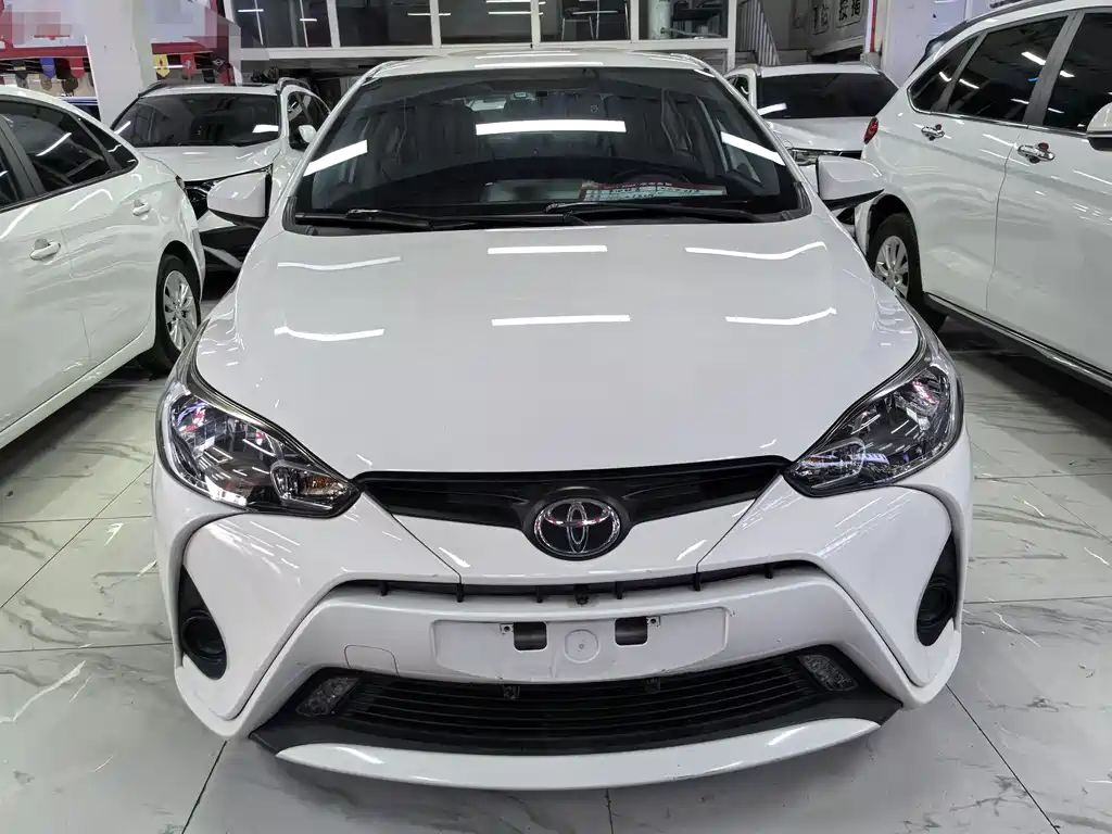 Toyota Yaris L 2019 — фото 2