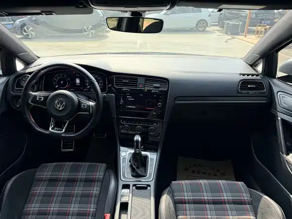 Volkswagen Golf GTI 2018