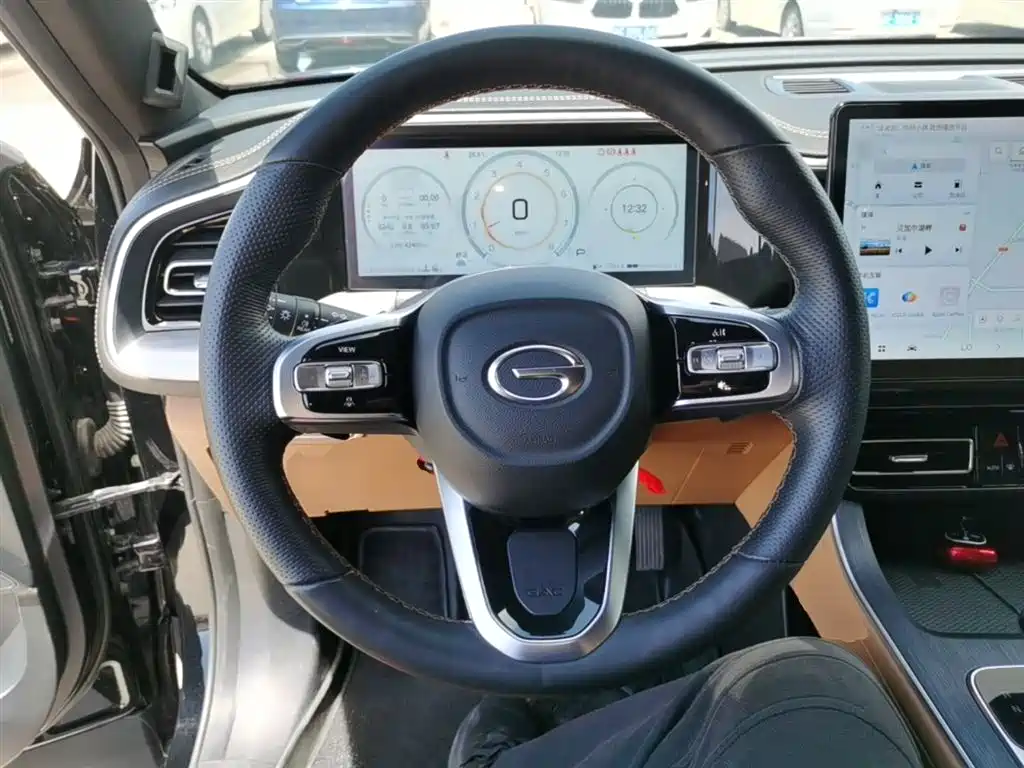 GAC Motor Trumpchi GS8 2024 — фото 11