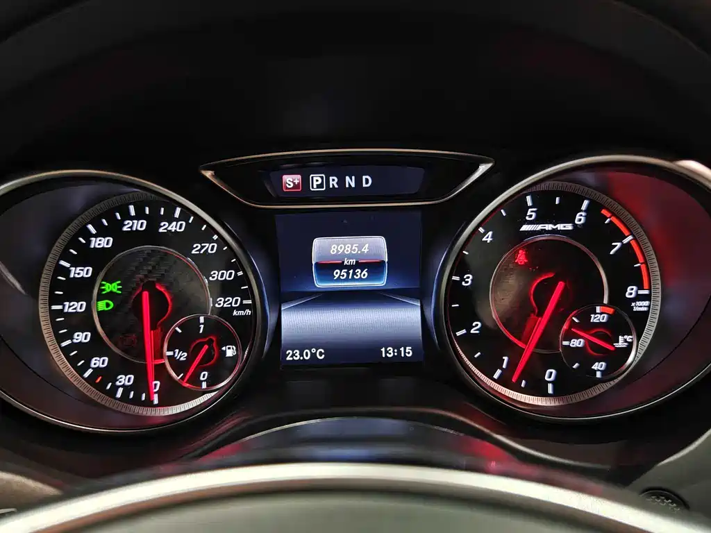 Mercedes-Benz A-Class AMG 2018 — фото 15