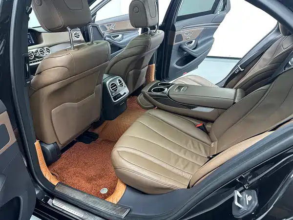 Mercedes-Benz S-Class 2020