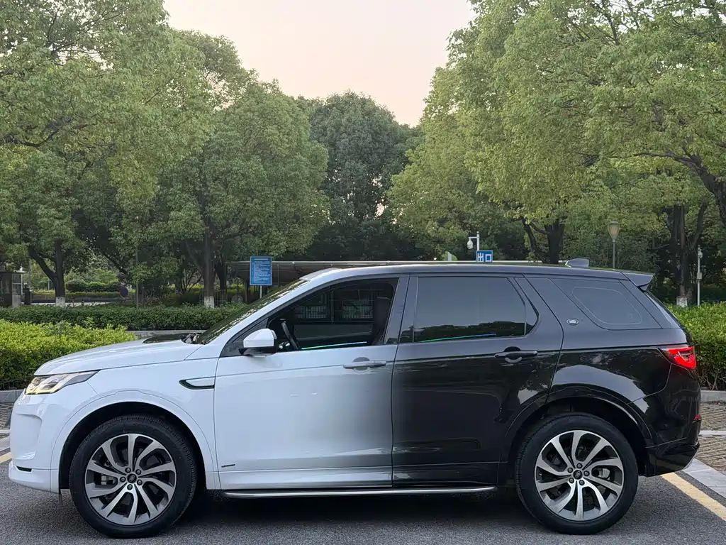 Land Rover Discovery Sport 2020 — фото 3