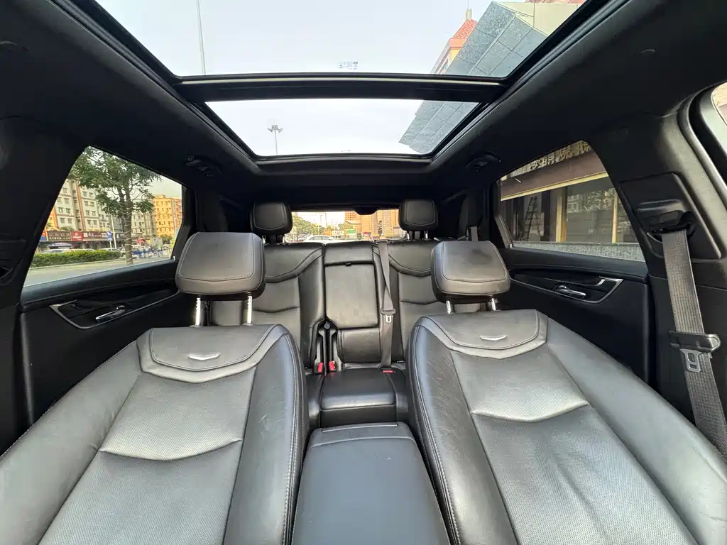 Cadillac XT5 2020 — фото 15