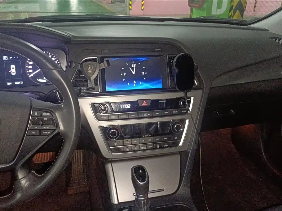 Hyundai Sonata 2016 — фото 13