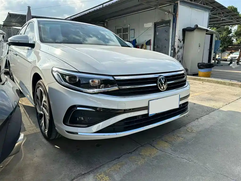 Volkswagen Bora 2024