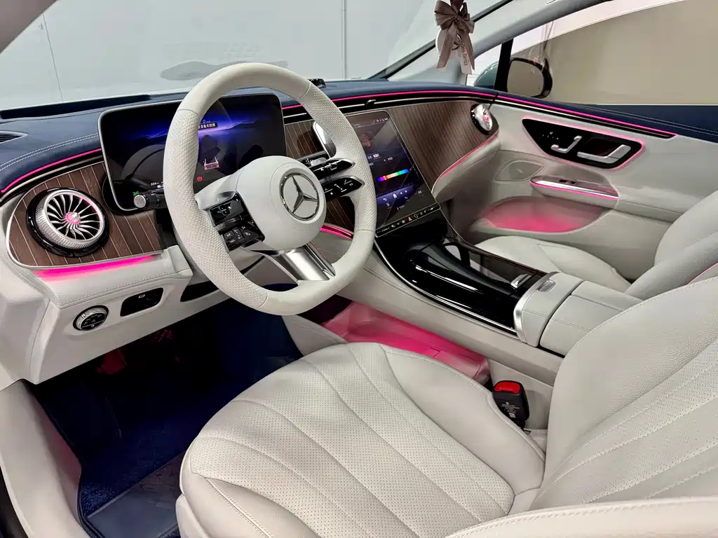 Mercedes-Benz EQE 2025