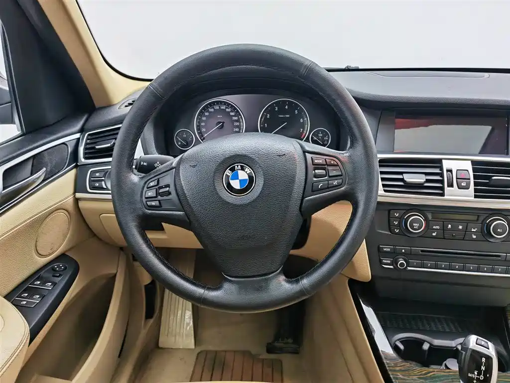 BMW X3 2014 — фото 11