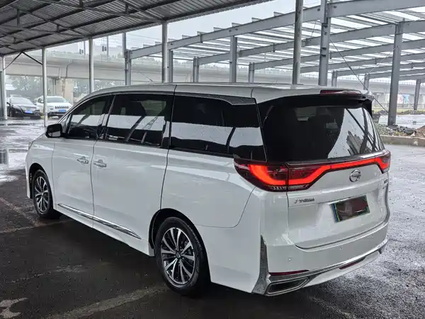 GAC Trumpchi M8 2021