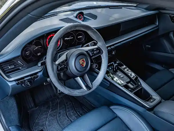 Porsche 911 2021