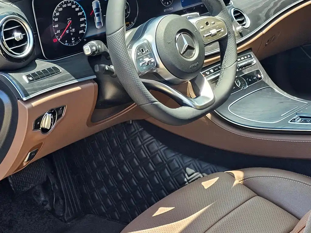 Mercedes-Benz E-Class 2020