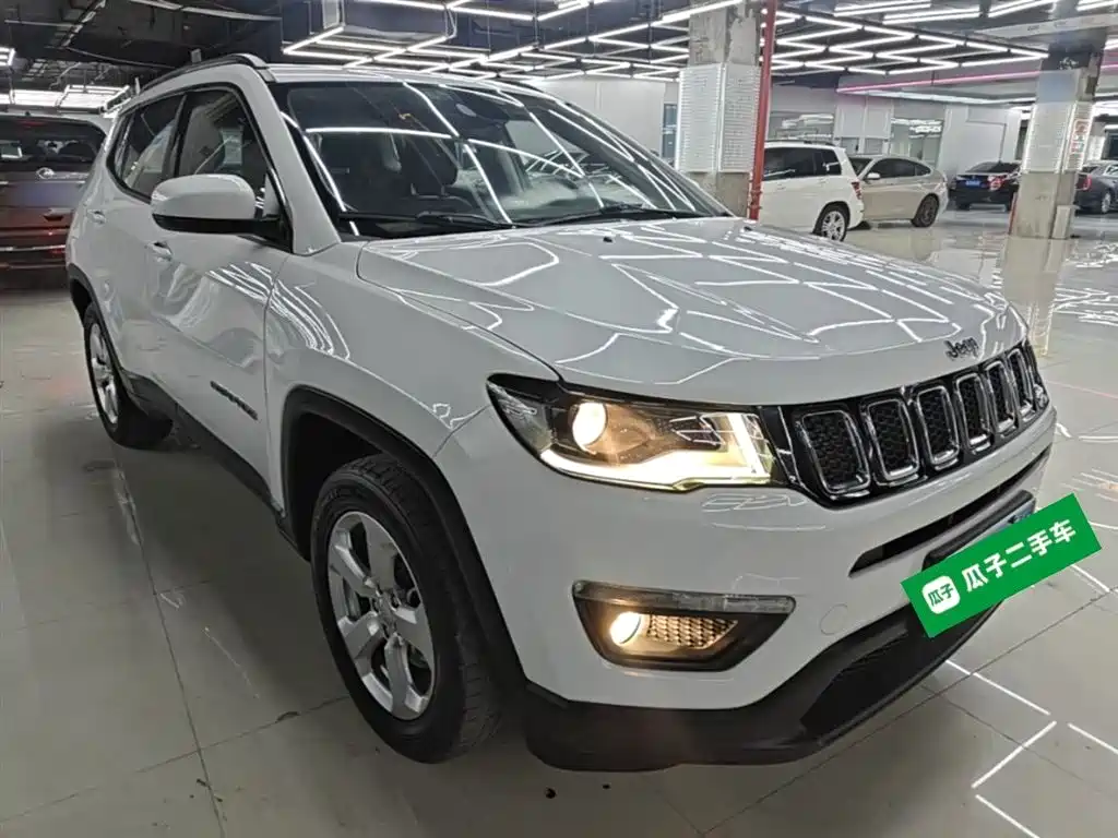 Jeep Compass 2019 — фото 4