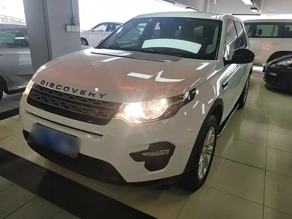 Land Rover Discovery Sport 2019 — фото 1