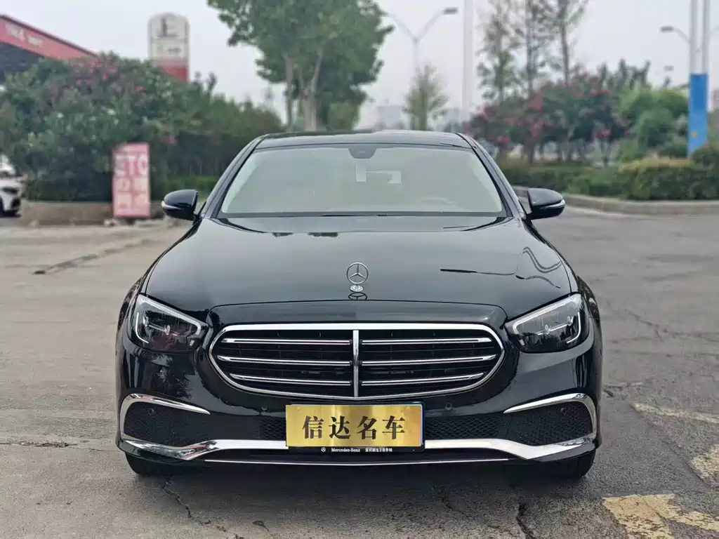 Mercedes-Benz E-Class 2023 — фото 2