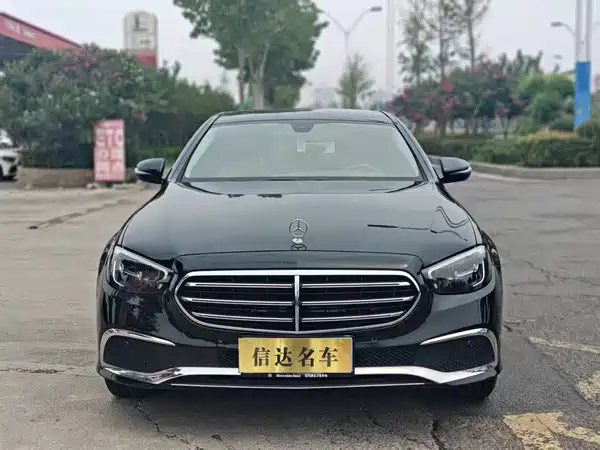 Mercedes-Benz E-Class 2023