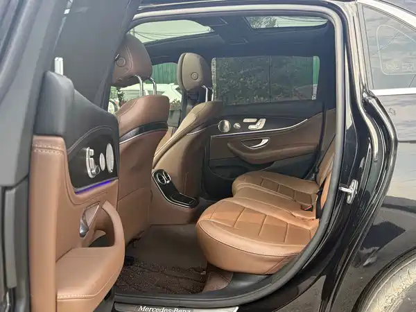 Mercedes-Benz E-Class 2023