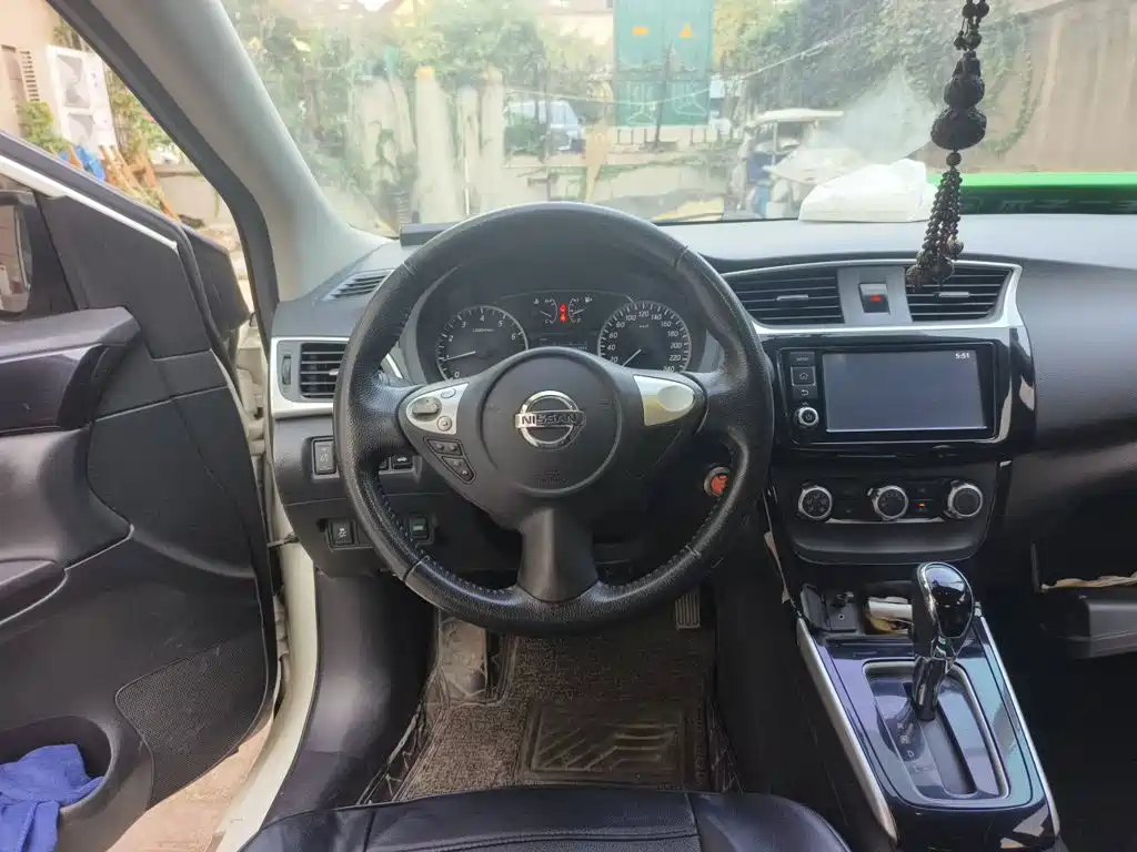 Nissan Sylphy 2018 — фото 11
