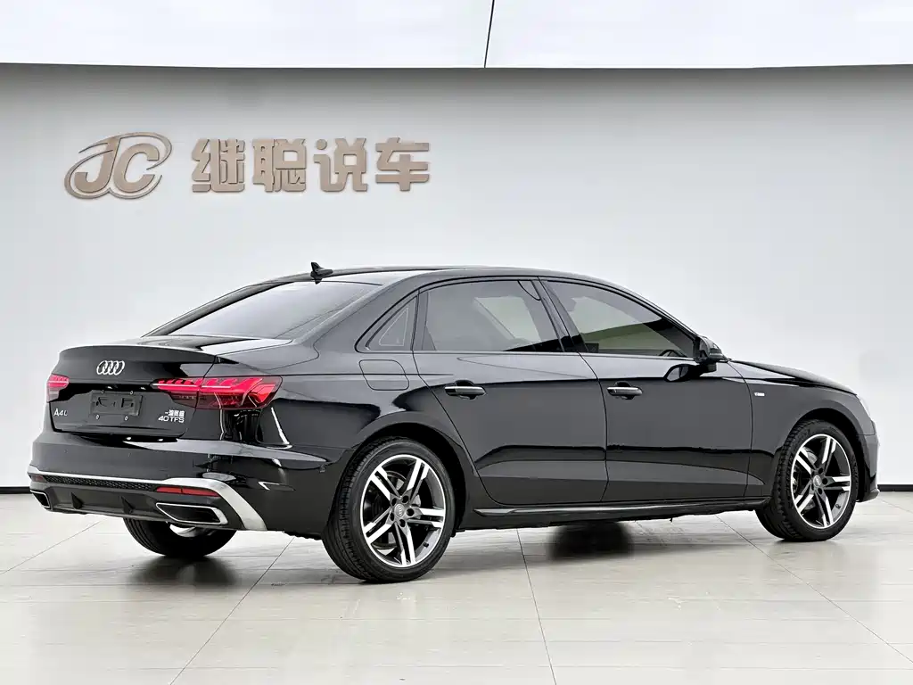 Audi A4L 2020 — фото 16