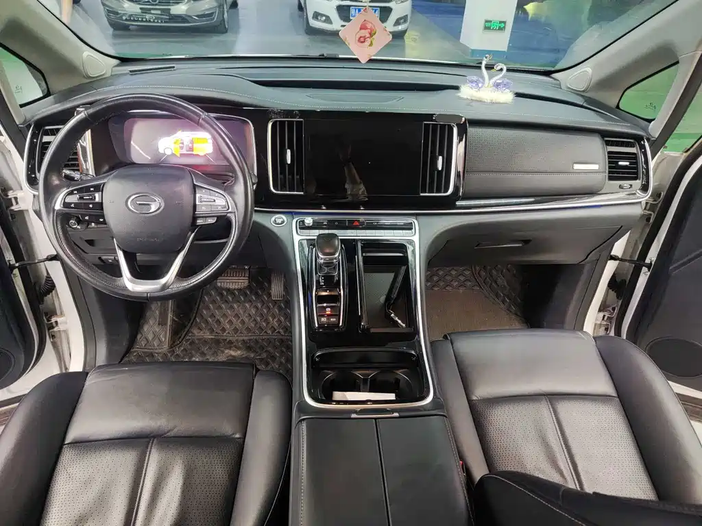 GAC Trumpchi M8 2022 — фото 7