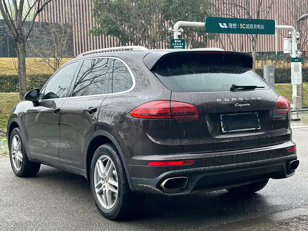Porsche Cayenne 2015 — фото 5