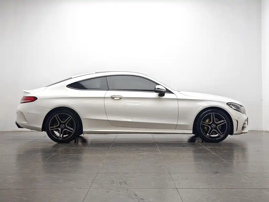 Mercedes-Benz C-Class 2021 — фото 11