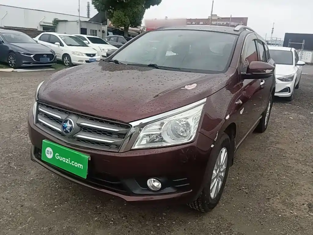 Venucia T70 2016