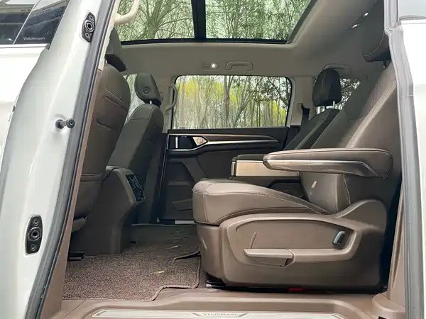 Volkswagen Viloran 2022