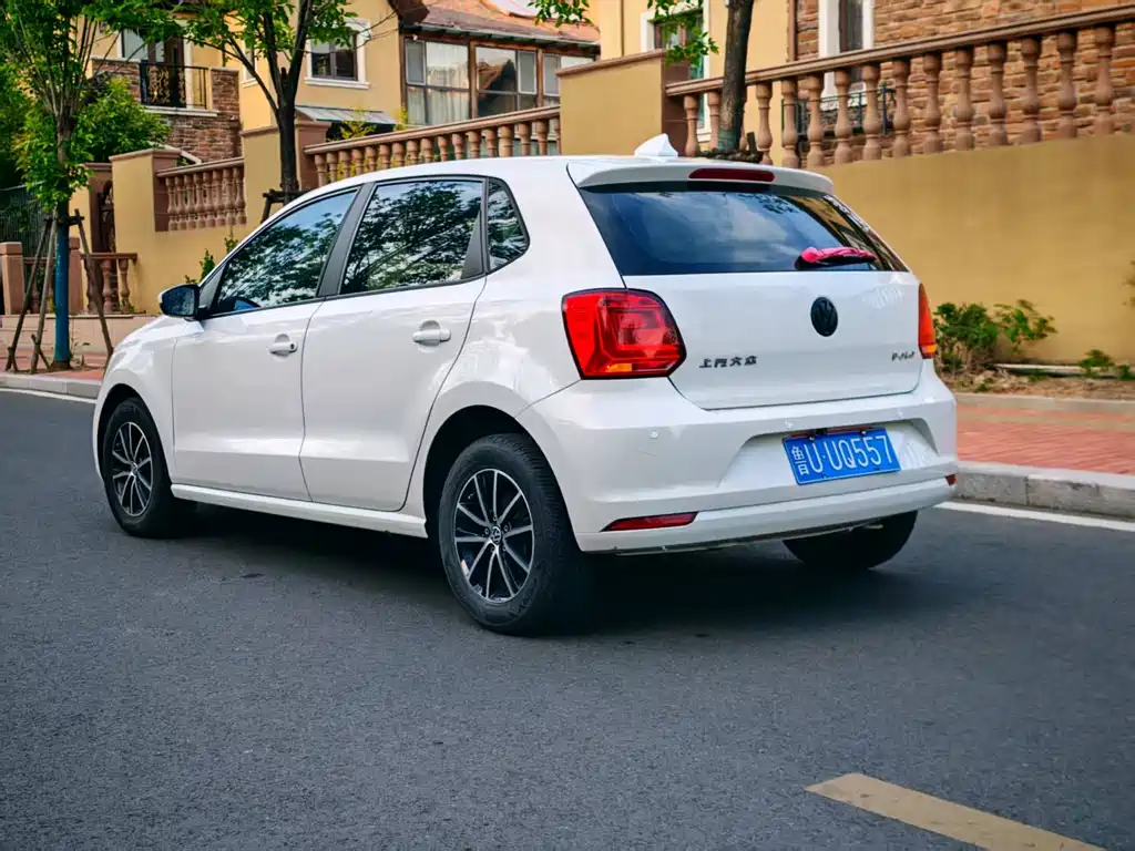 Volkswagen Polo 2016 — фото 4