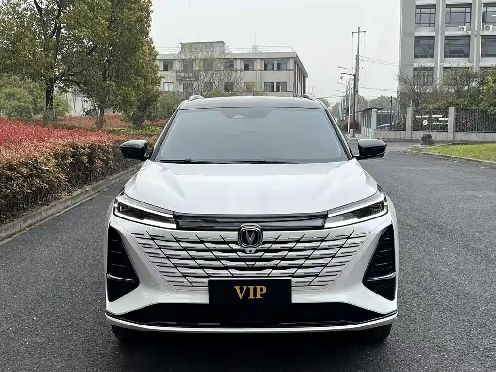 Changan CS75 PLUS 2025 — фото 21
