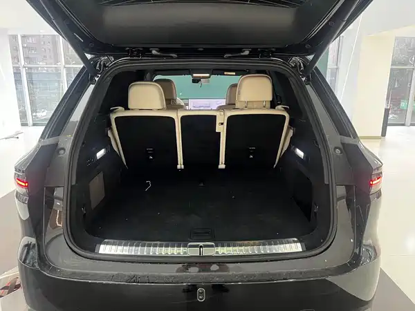 Li Auto L8 2026
