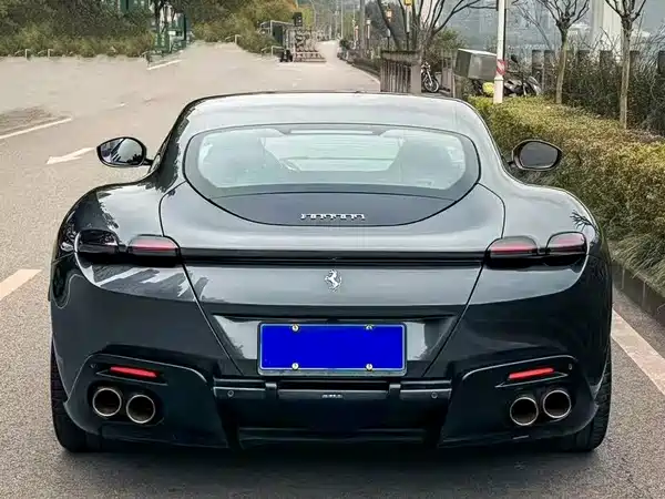 Ferrari Roma 2021