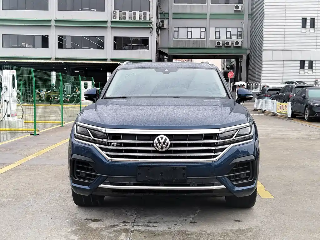 Volkswagen Touareg 2020 — фото 2