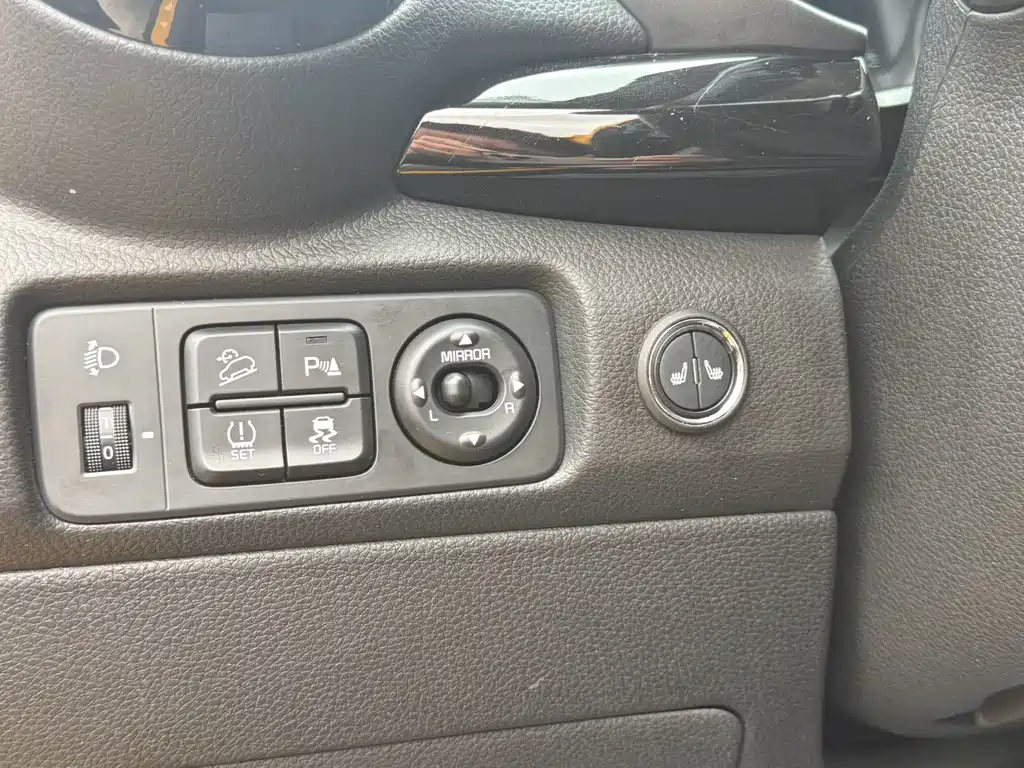 Kia KX1 2023 — фото 10