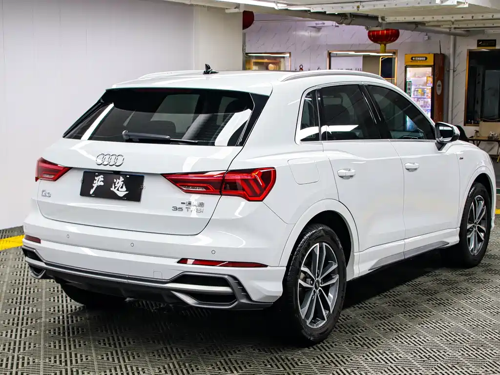 Audi Q3 2023 — фото 23