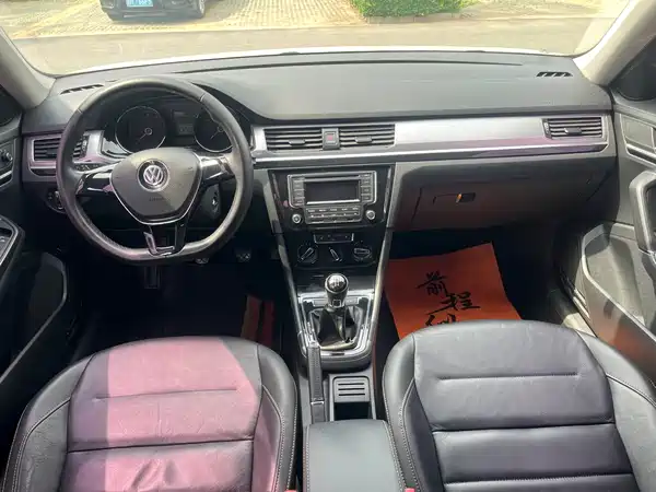 Volkswagen Bora 2016