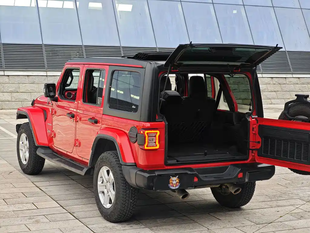 Jeep Wrangler 2020 — фото 5