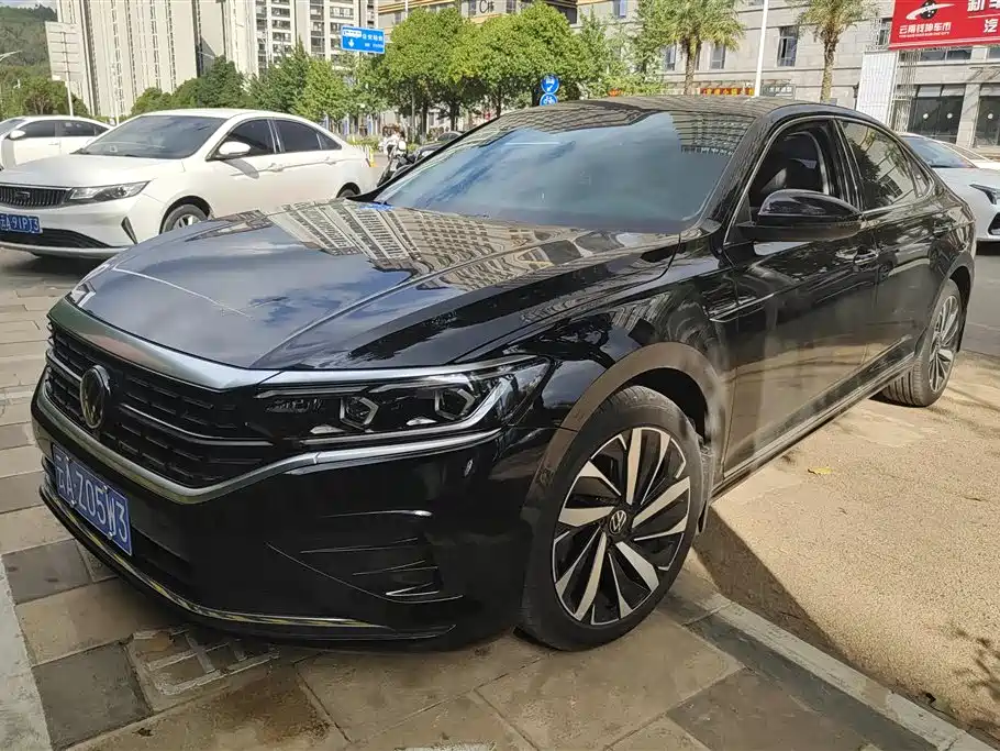 Volkswagen Passat 2022