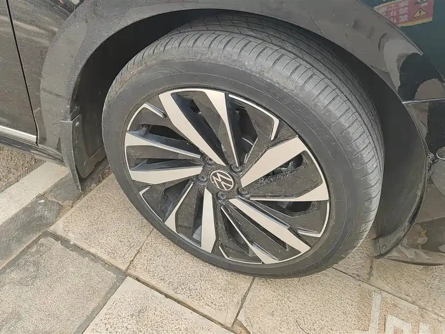 Volkswagen Passat 2022