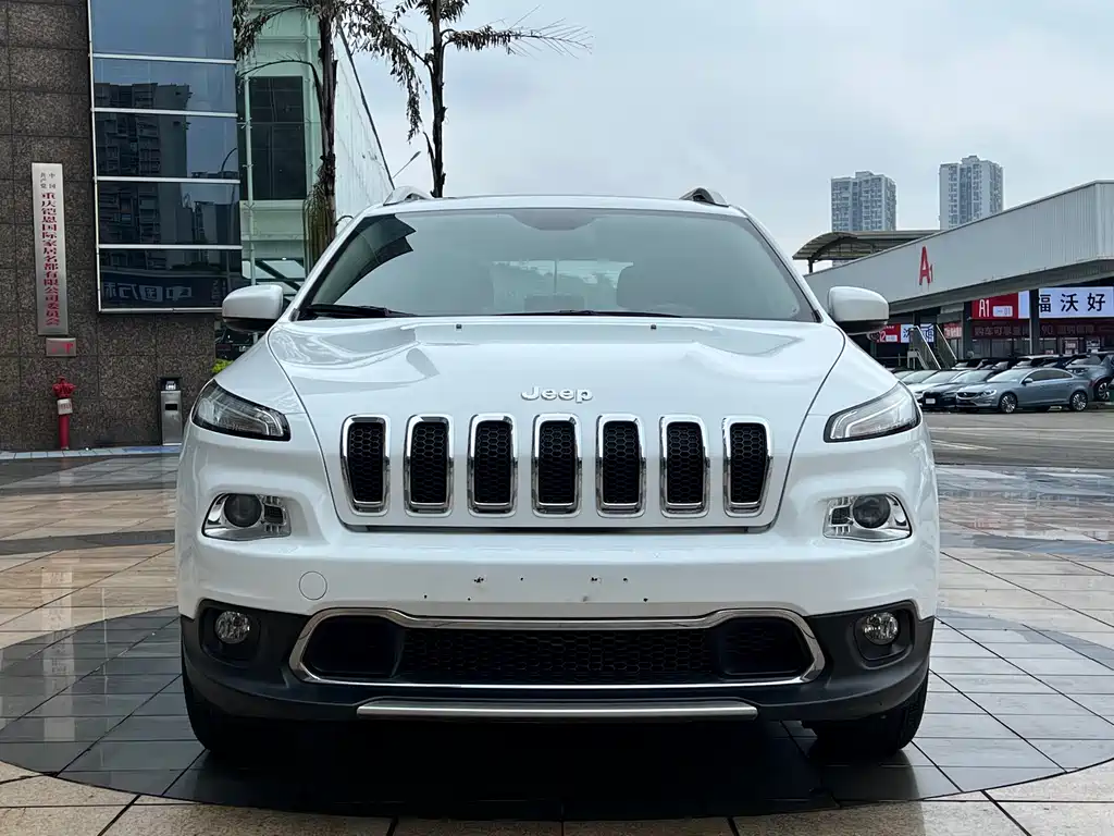 Jeep Cherokee 2019 — фото 2