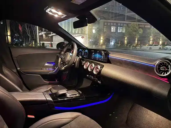Mercedes-Benz CLA 2022