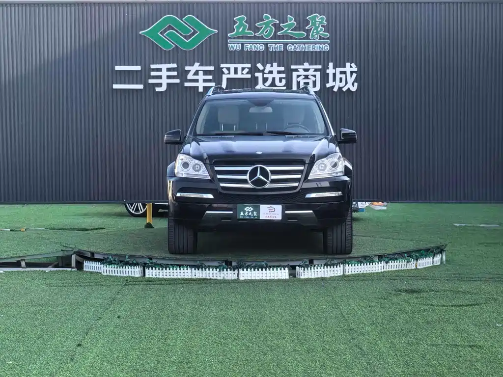 Mercedes-Benz GL-Class 2011