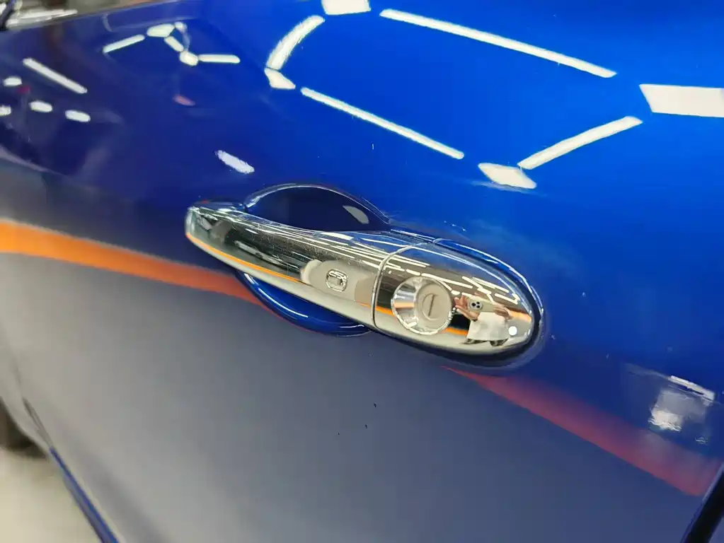 Maserati Levante 2017 — фото 10