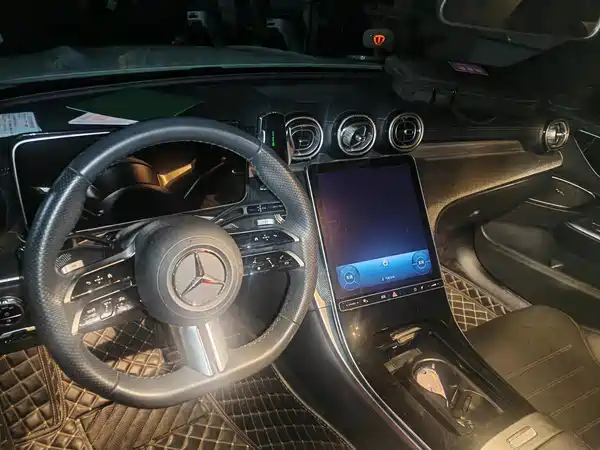 Mercedes-Benz C-Class 2023