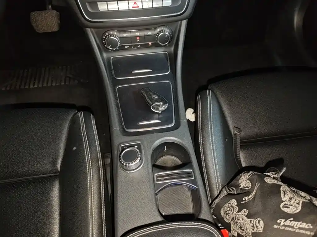 Mercedes-Benz GLA 2018 — фото 14