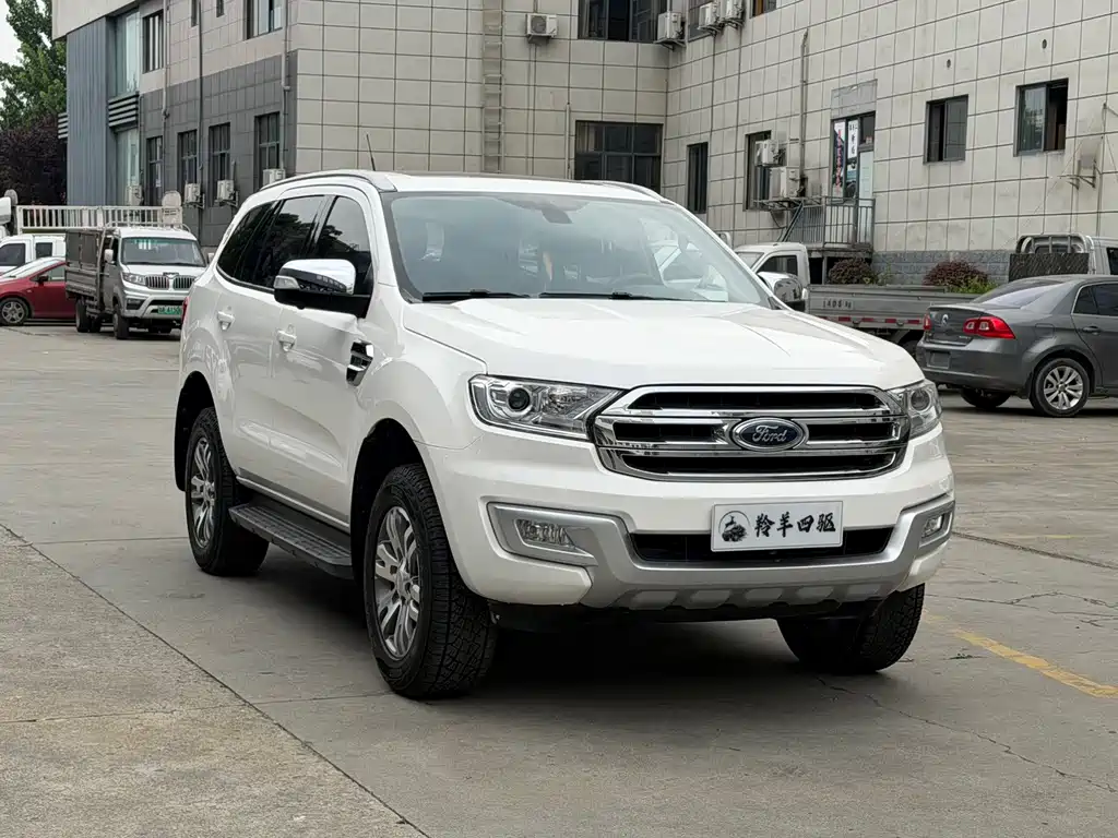 Ford Everest 2017 — фото 3
