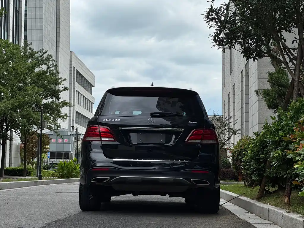 Mercedes-Benz GLE 2017
