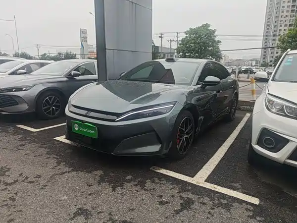 BYD Han L 2025