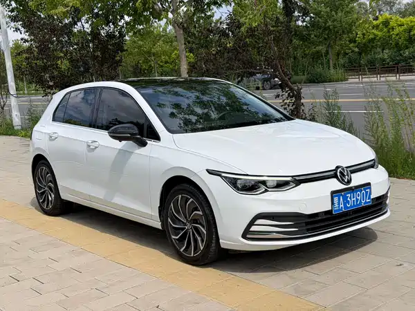 Volkswagen Golf 2022