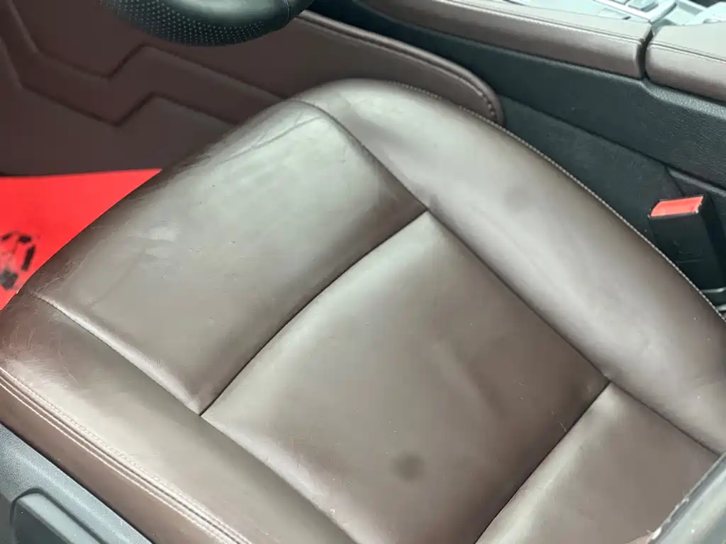 BMW 5 Series 2015 — фото 10