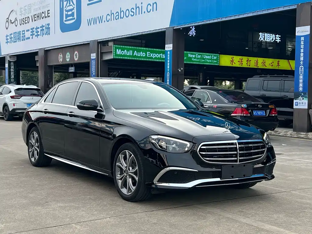 Mercedes-Benz E-Class 2022 — фото 3